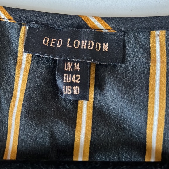 Business Casual Bodysuit Crossover Blouse - Picture 5 of 6